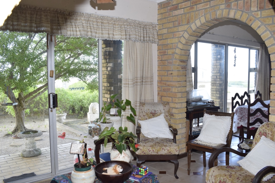 2 Bedroom Property for Sale in Struisbaai Western Cape